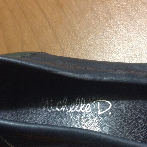 Michelle D Loafers - Picture 2 of 9